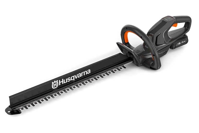 Husqvarna Akku Heckenschere auf weißen untergrund