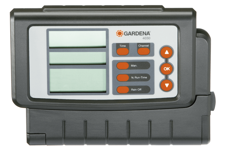 Gardena Steuergerät für ein Bewässerungssystem auf weißem Untergrund