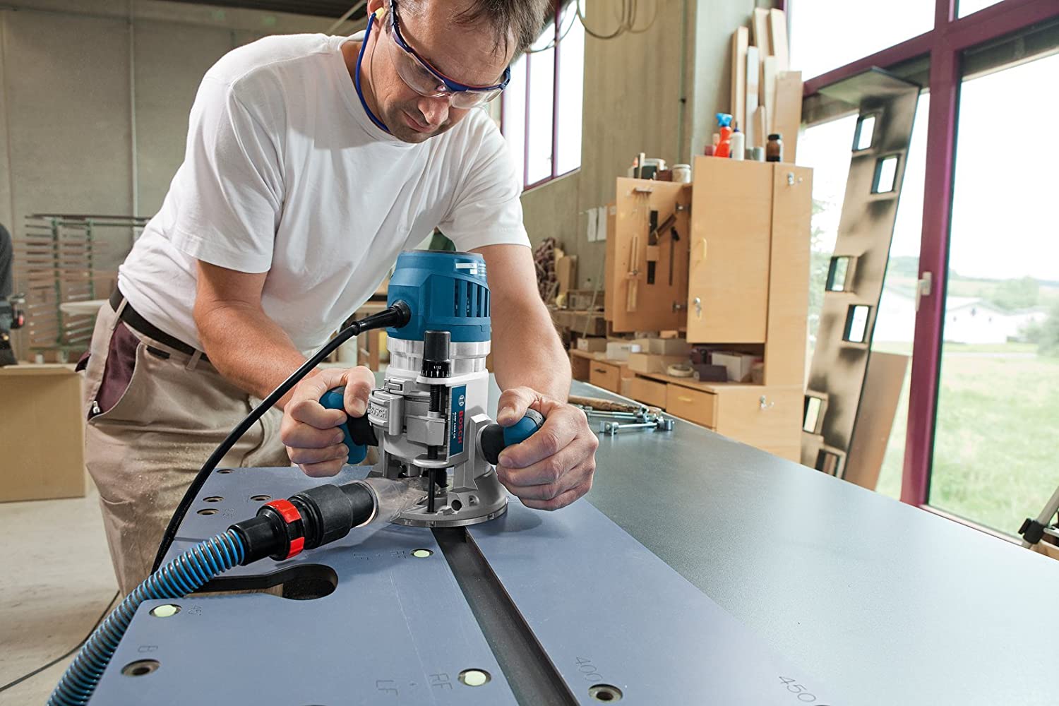 In diesem Artikel werden wir die besten Bosch Professional Oberfräsen vergleichen, um Ihnen bei der Wahl des richtigen Modells zu helfen.