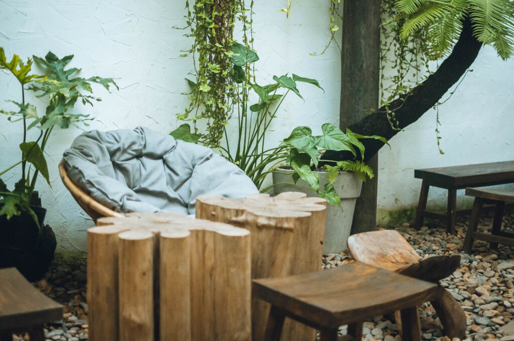 Eine Gartenlounge im Garten