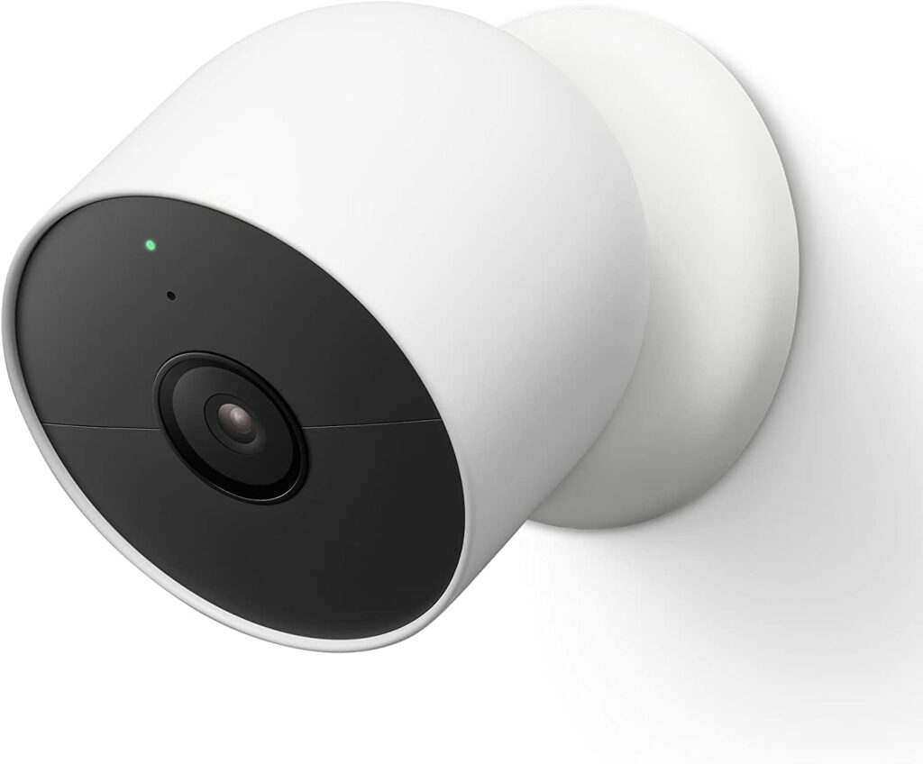 Google Home Nest Cam auf weißem Untergrund