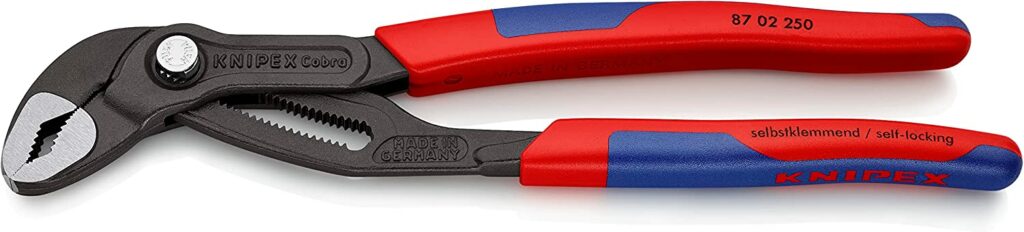 KNIPEX-Cobra auf weißem UNtergrund
