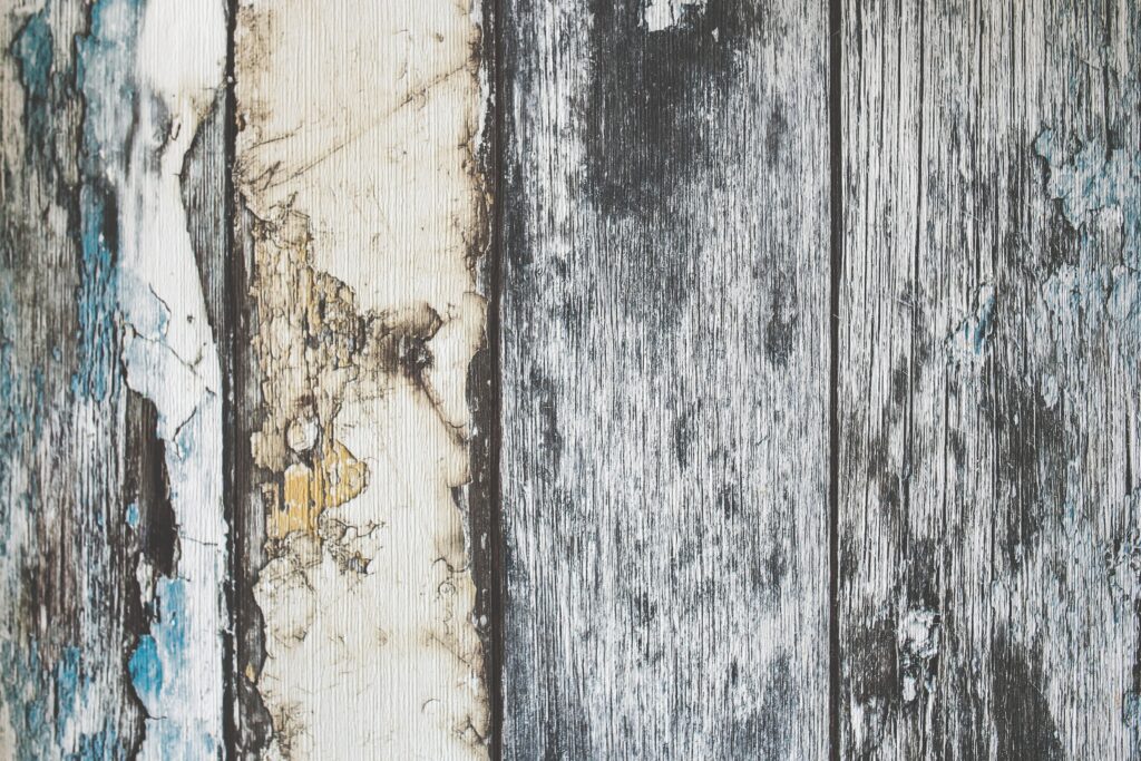 Alte Farbe auf Holz